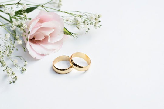 Weddings wedding-rings-stock-photo