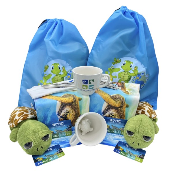 Family Annual Pass Gift Set